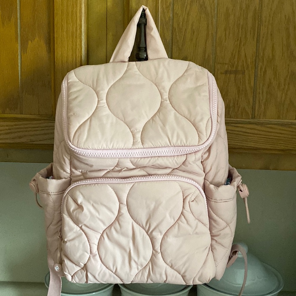 Vera Bradley featherweight backpack